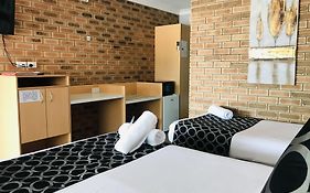 Jumbuck Motor Inn